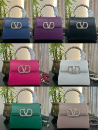 Picture of Valentino Lady Handbags _SKUfw127623534fw